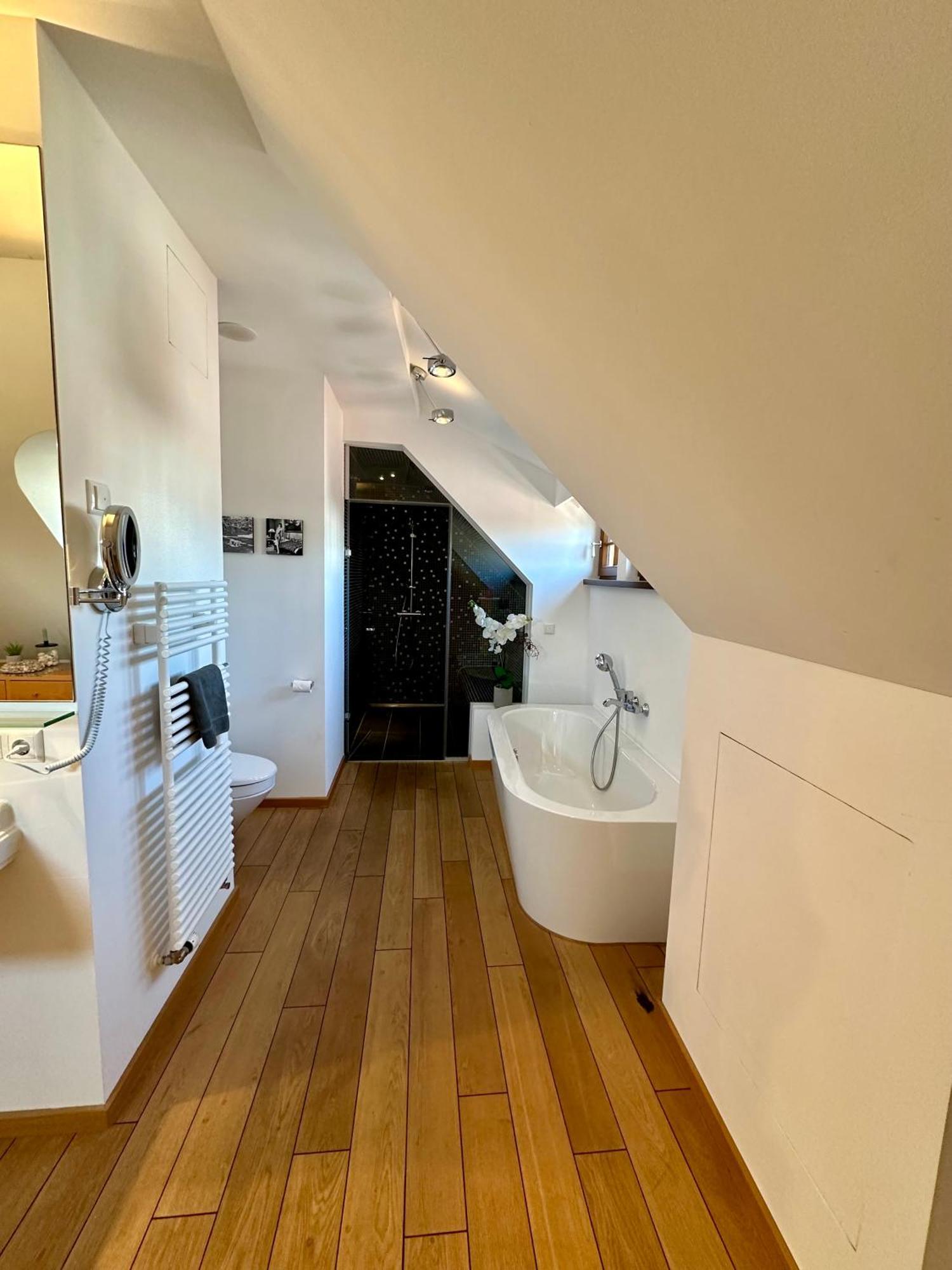 Luxus Suite Mit Einmaligem Blick Auf Die Frauenkirche Dresden Ngoại thất bức ảnh