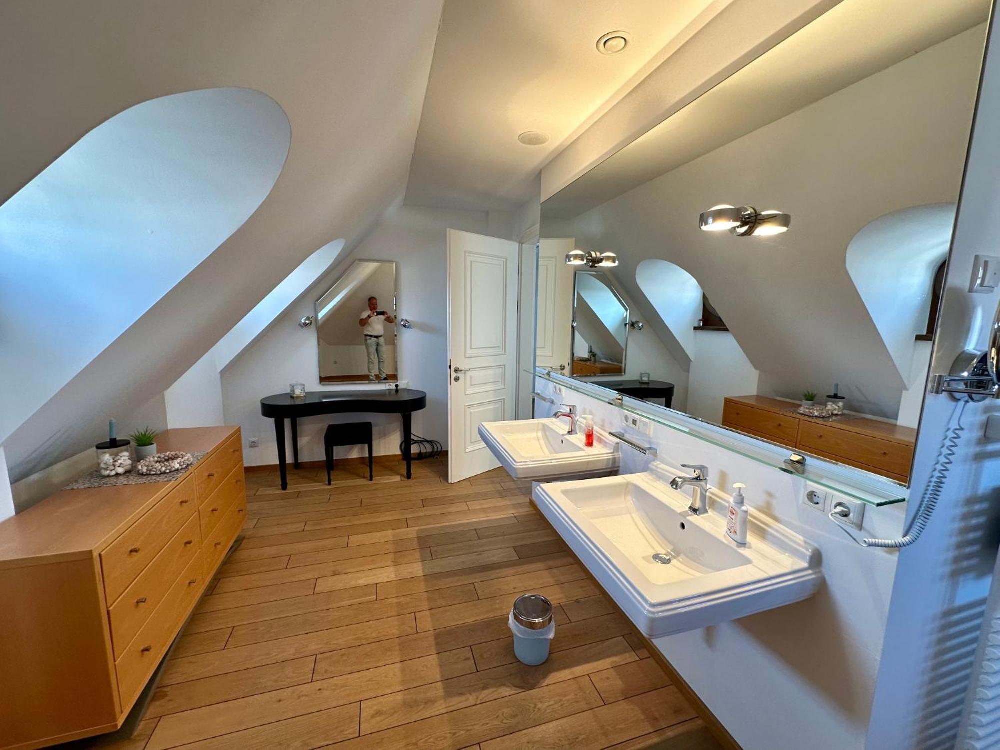 Luxus Suite Mit Einmaligem Blick Auf Die Frauenkirche Dresden Ngoại thất bức ảnh