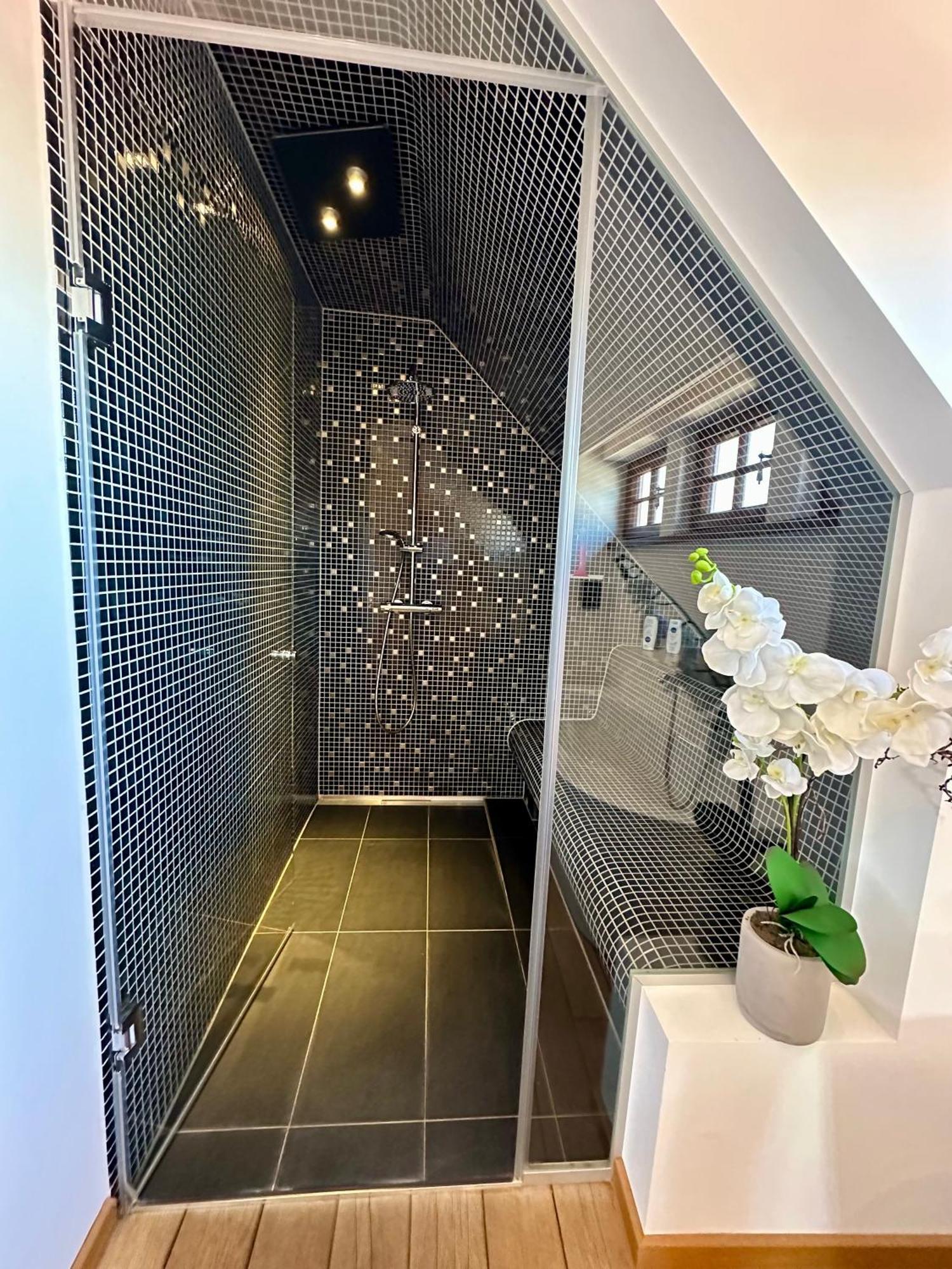 Luxus Suite Mit Einmaligem Blick Auf Die Frauenkirche Dresden Ngoại thất bức ảnh