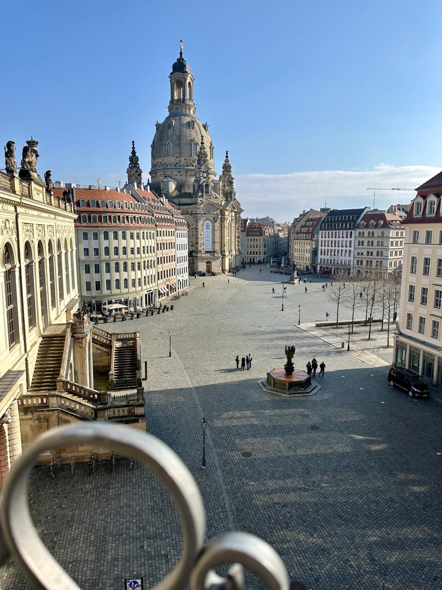 Luxus Suite Mit Einmaligem Blick Auf Die Frauenkirche Dresden Ngoại thất bức ảnh